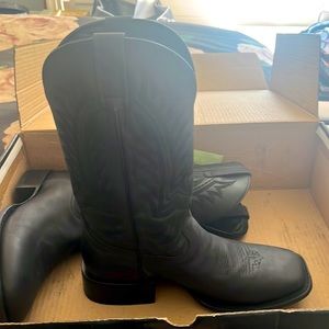 Black cowboy boots